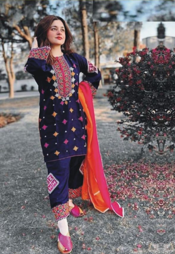 Agha Noor Luxury Collection Heavy Embroidered Women Lawn Dress