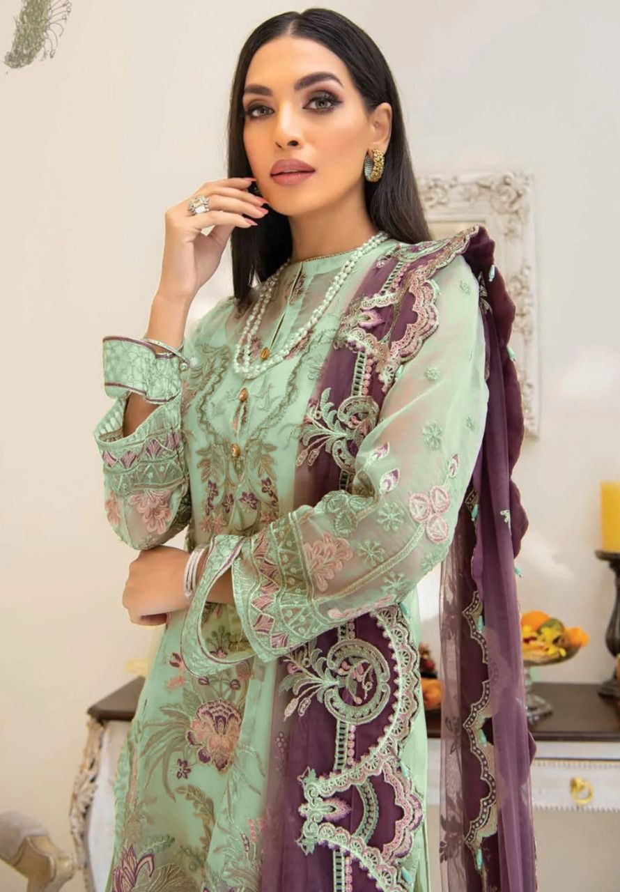 Women Luxury Lawn Eid Collection Full Embroidered Dress with Embroidered Chiffon Doppta